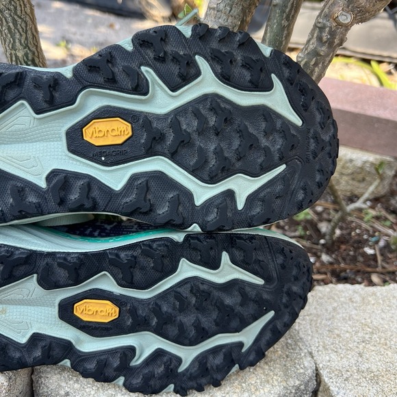 Hoka Speedgoat 6 Womens 6.5 B Trail Running Hiking Shoes Vibram 1147811 BLVR - Picture 9 of 10
